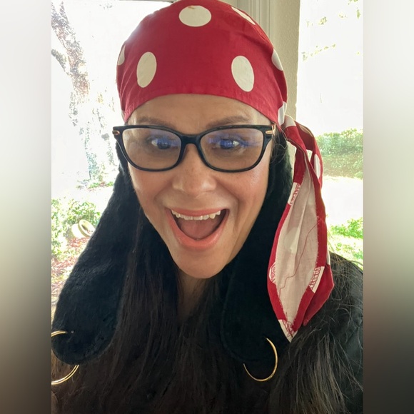 💋 Share, Slay & Sell — Friday Nights with Nanette 8pm Friday Nights -Share Show - Picture 10 of 15